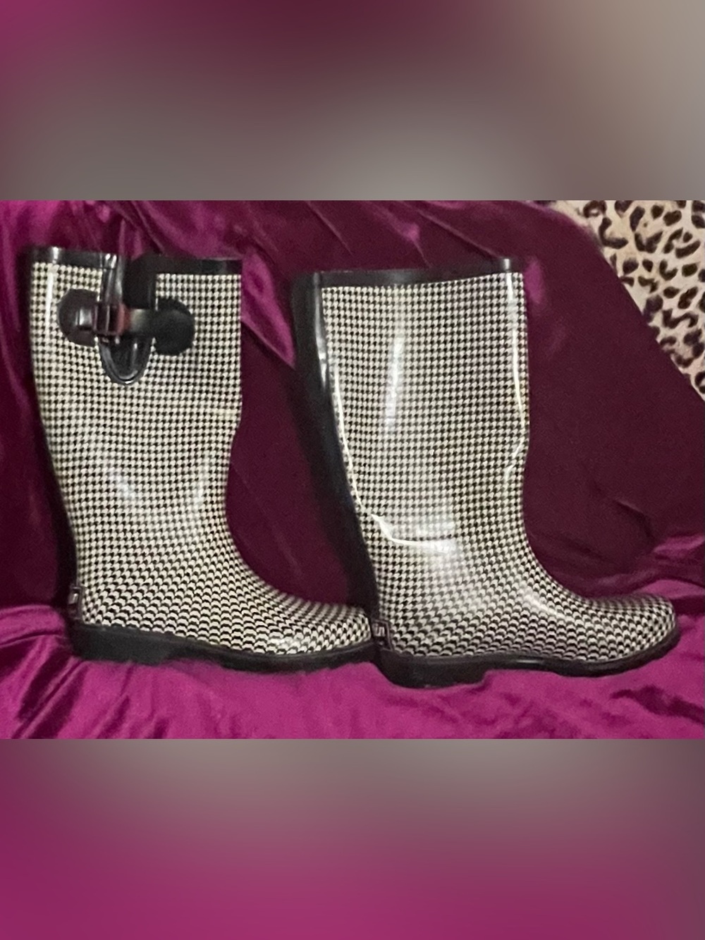 Austin Trading Co. Women's Waterproof Rain boots houndstooth size 6